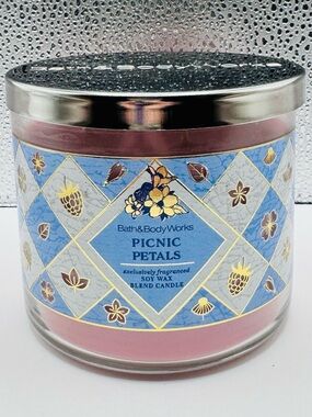 Bath & Body Works Picnic Petals 3 Wick Candle